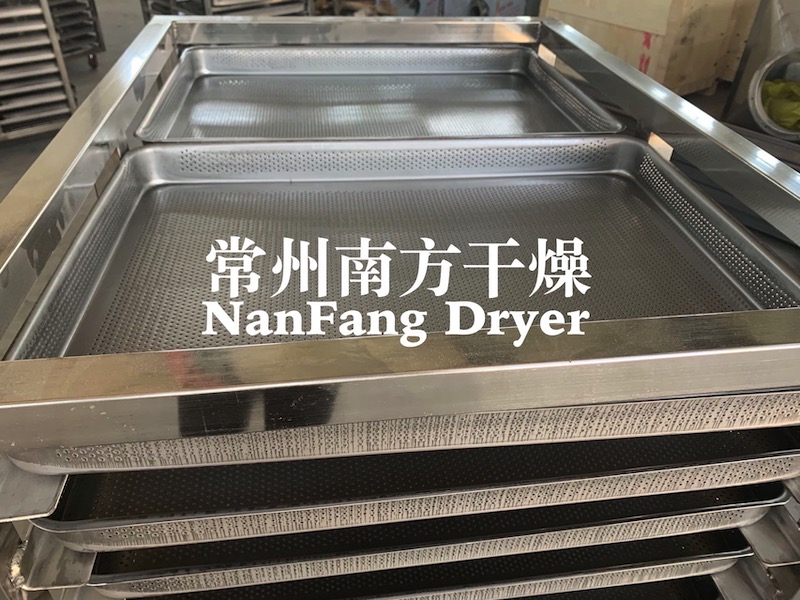 熱風(fēng)循環(huán)烘箱