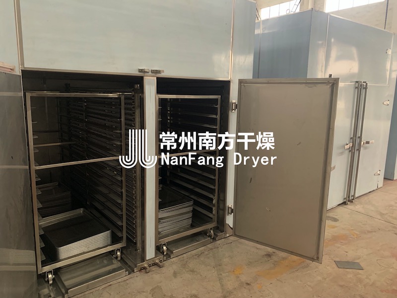 熱風(fēng)循環(huán)烘箱